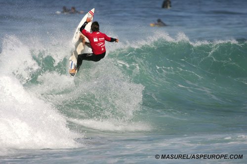 El propio Pablo Solar, ejecutando un perfecto re-entry a la mano. Foto: ASP/Masurel